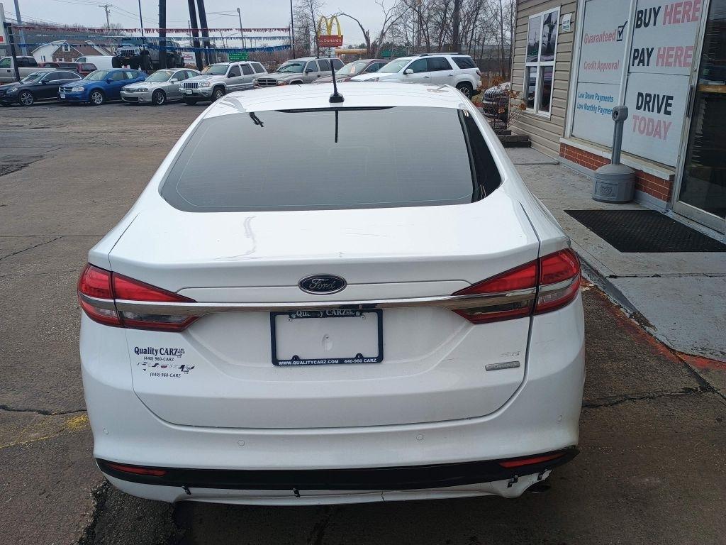 Ford Fusion SE FWD 2017