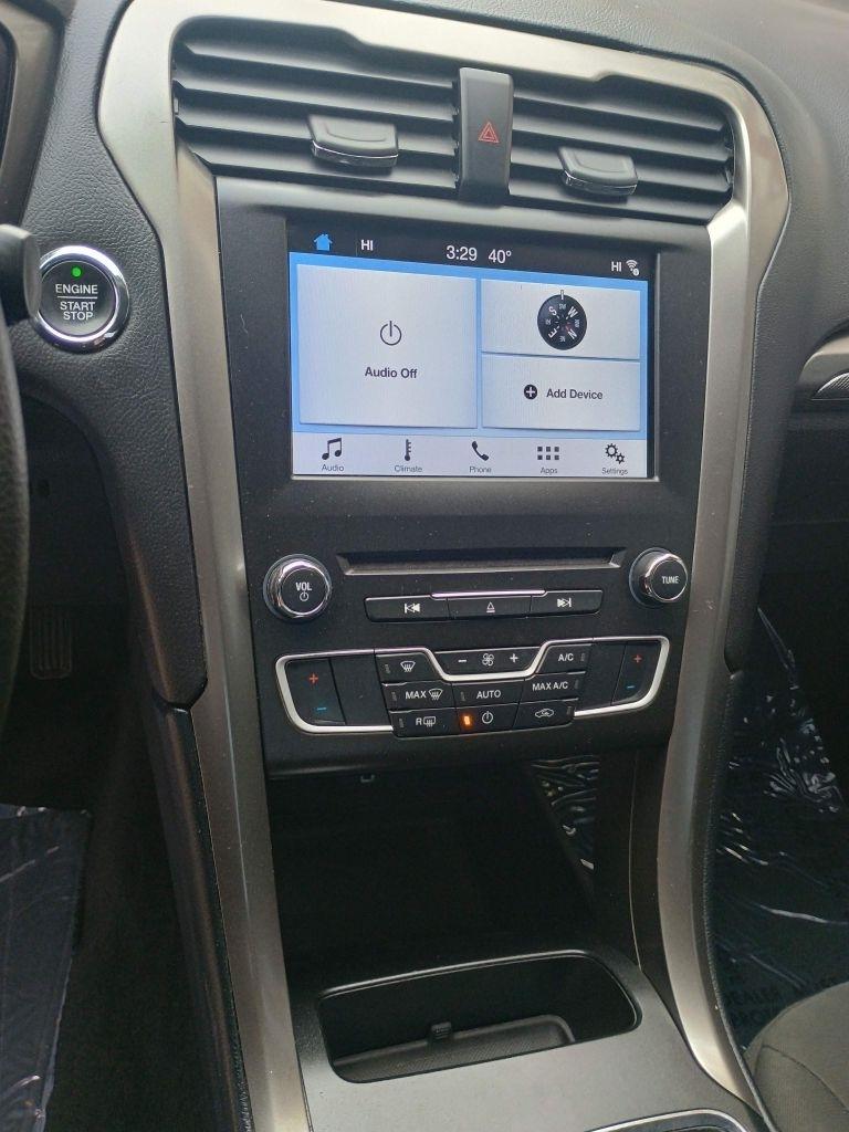 Ford Fusion SE FWD 2017