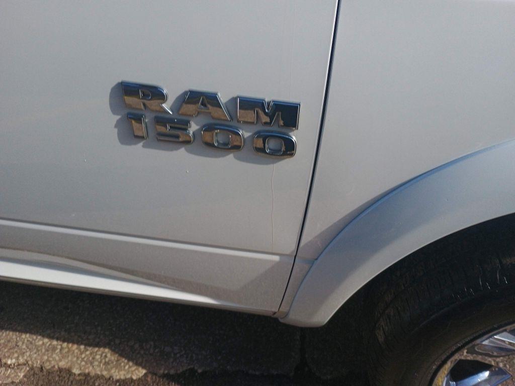 RAM 1500 Express 4x4 Quad Cab 6'4" Box 2018