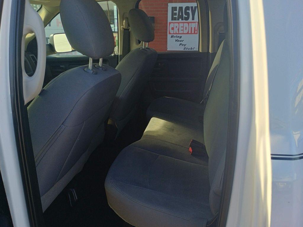 RAM 1500 Express 4x4 Quad Cab 6'4" Box 2018