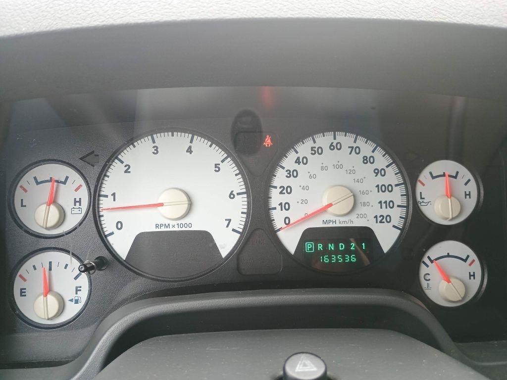 Dodge Ram 1500 4WD Quad Cab 140.5" SLT 2008