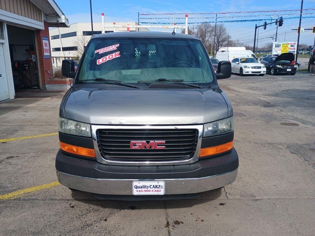 GMC Savana Cargo Van RWD 2500 135" 2013