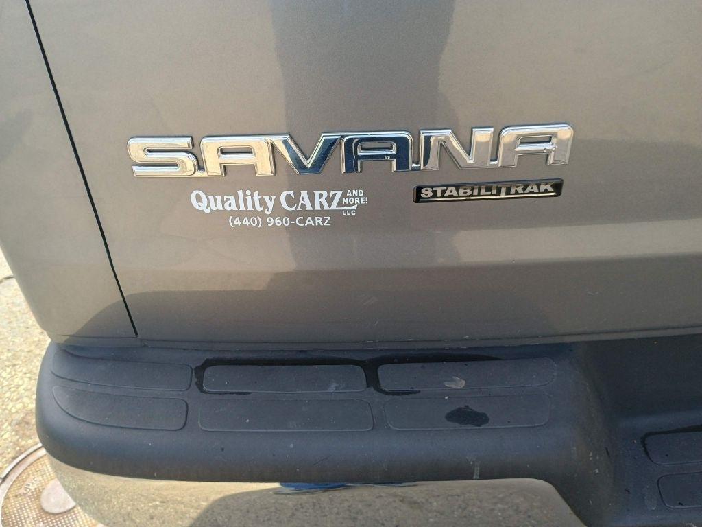 GMC Savana Cargo Van RWD 2500 135" 2013