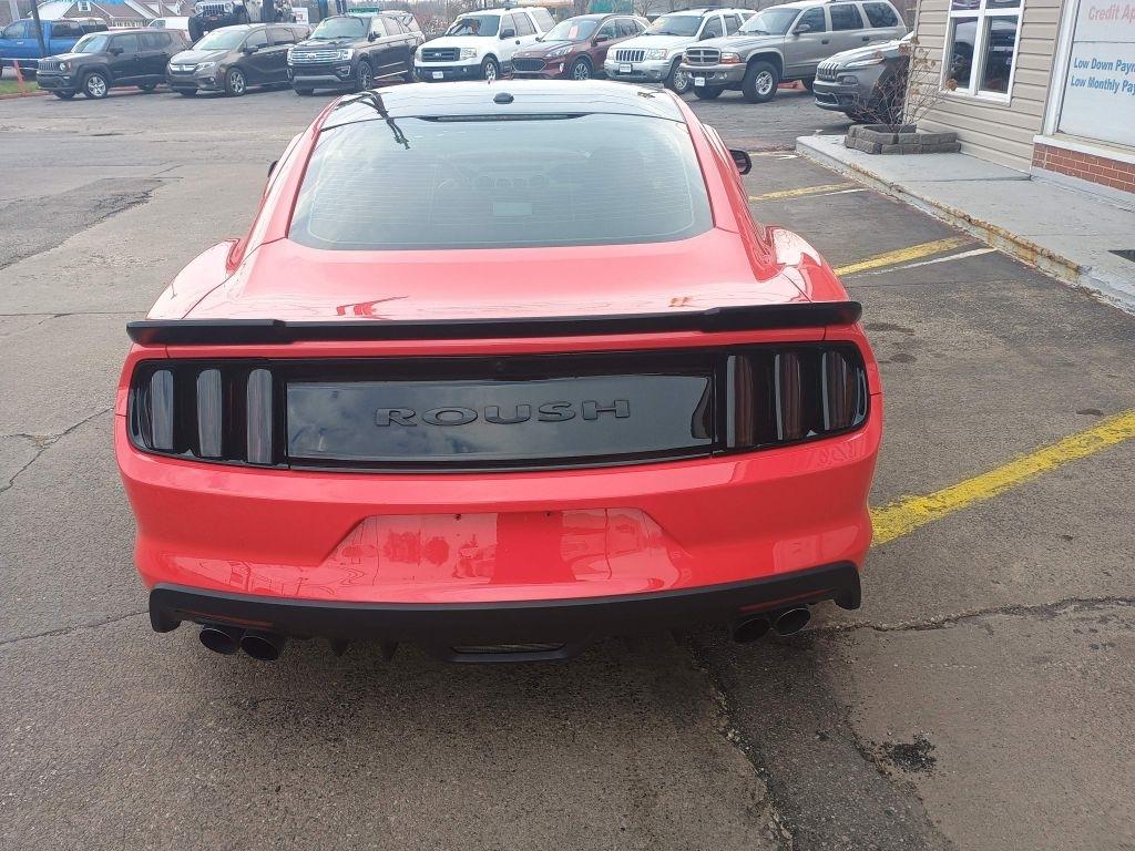 Ford Mustang GT Fastback 2017