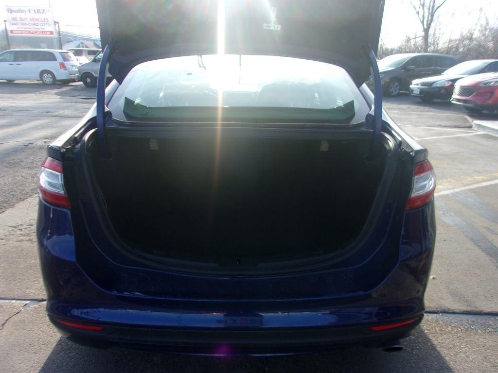 Ford Fusion 4dr Sdn SE FWD 2016