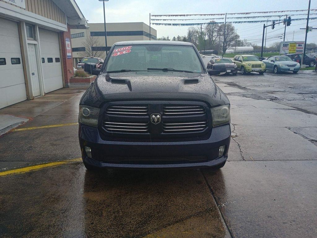 RAM 1500 4WD Crew Cab 140.5" Sport 2013