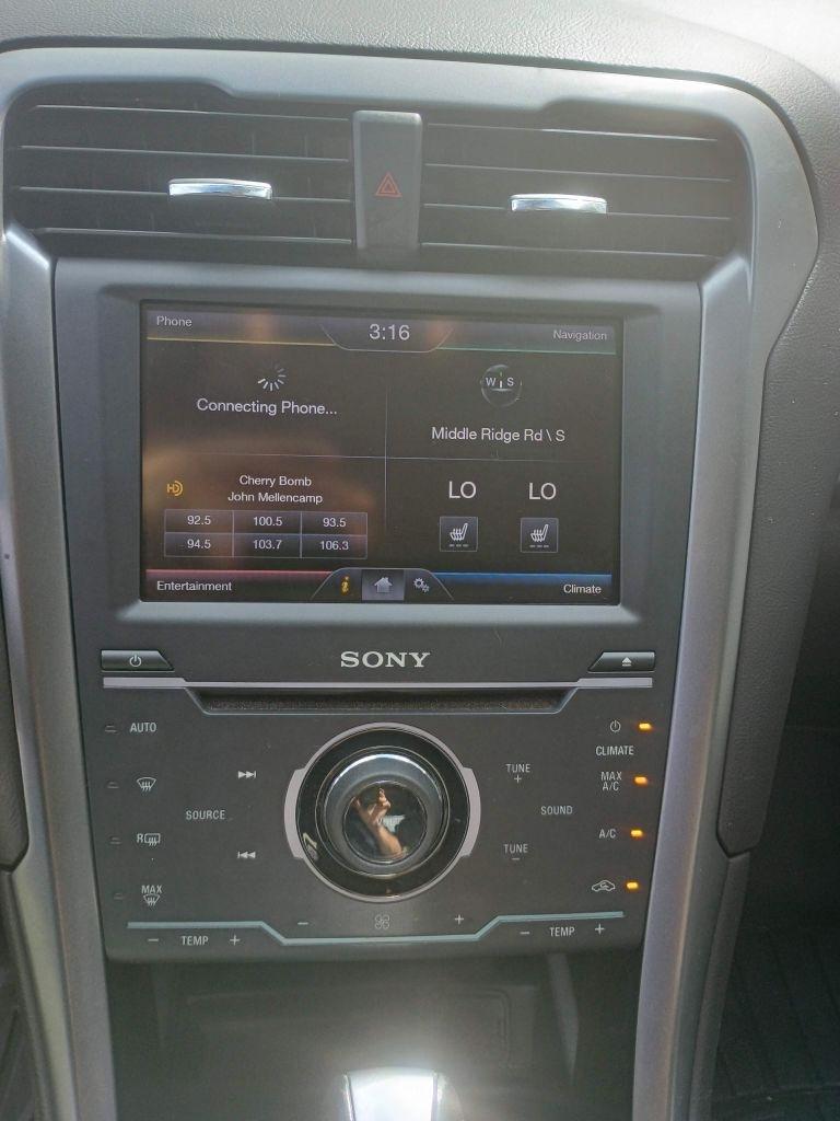 Ford Fusion 4dr Sdn Titanium AWD 2013