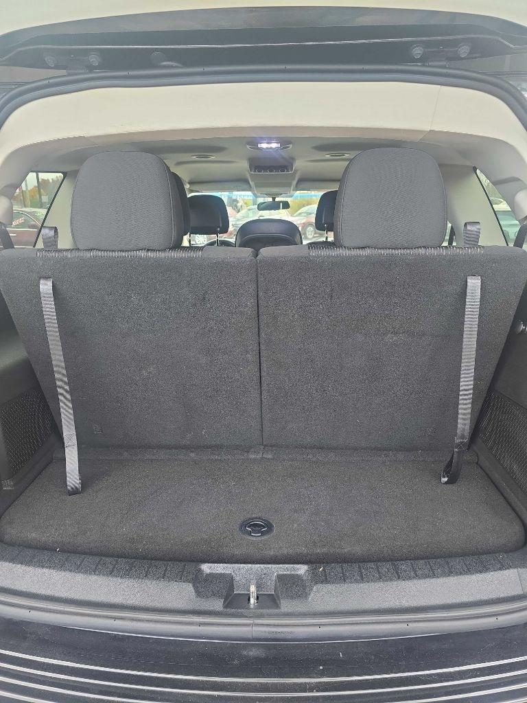 Dodge Journey FWD 4dr SXT 2012