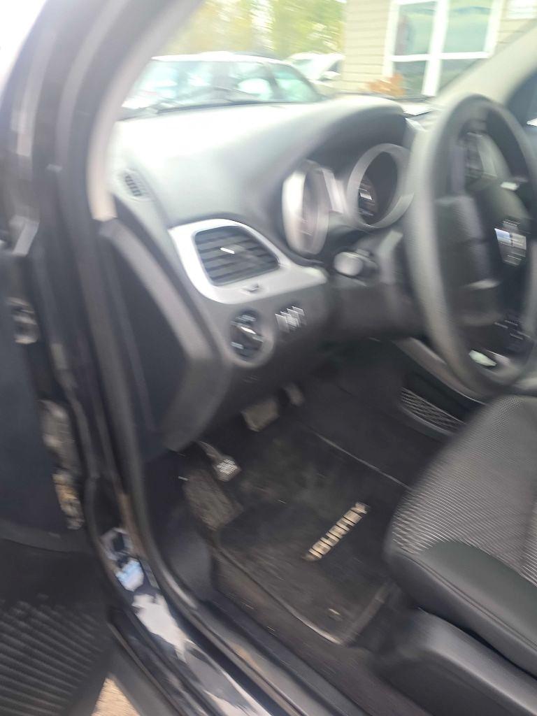 Dodge Journey FWD 4dr SXT 2012