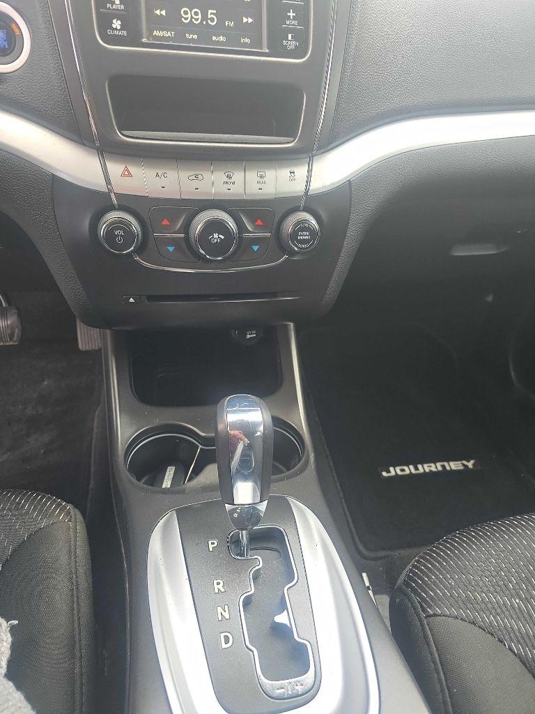 Dodge Journey FWD 4dr SXT 2012