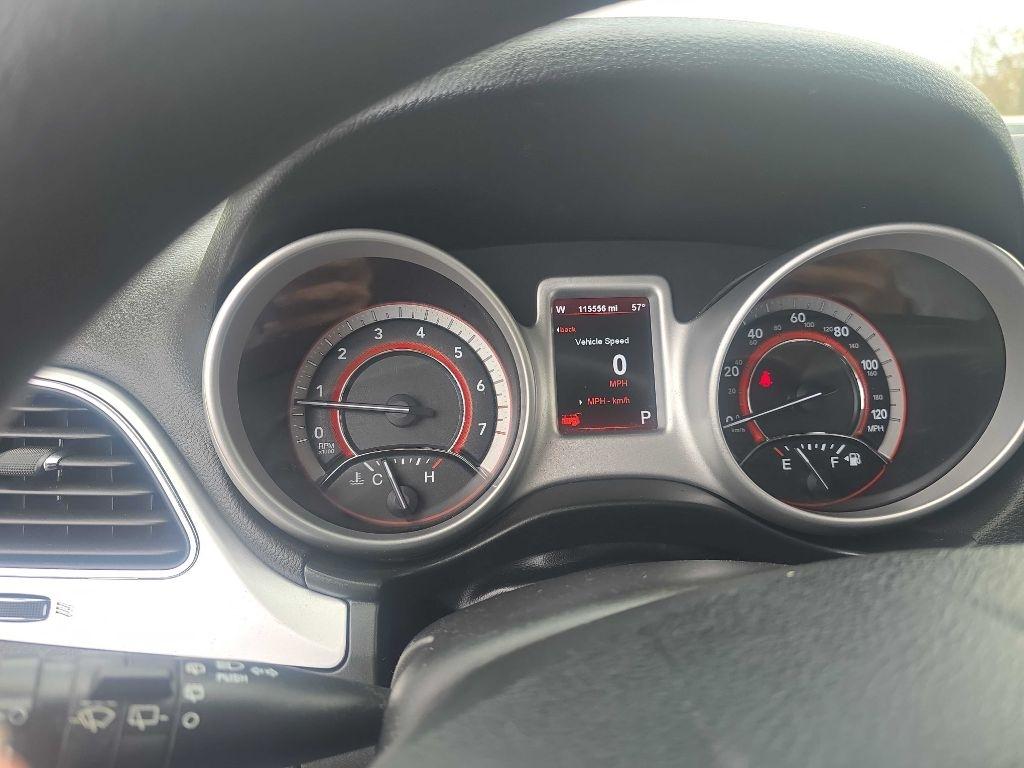 Dodge Journey FWD 4dr SXT 2012