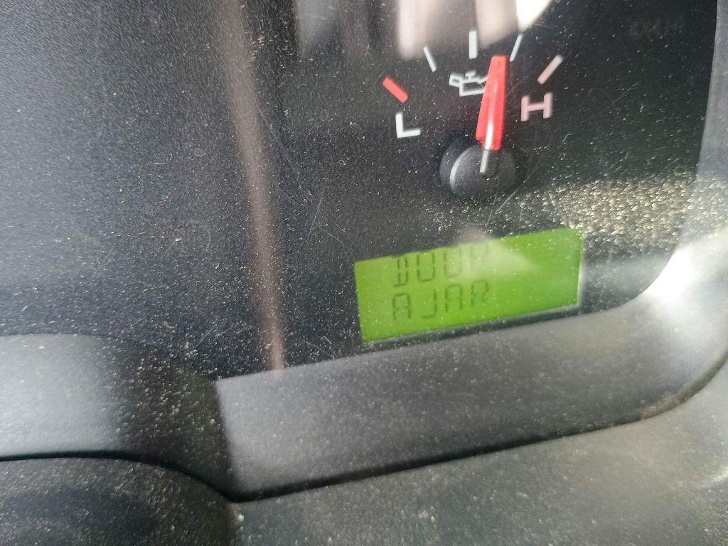Ford F-150 Reg Cab 126" XLT 2004
