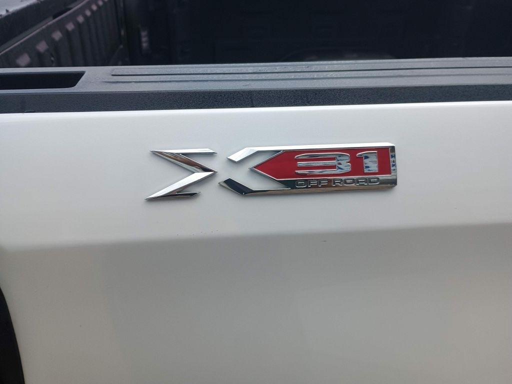 GMC Sierra 1500 4WD Crew Cab 147" SLT 2021