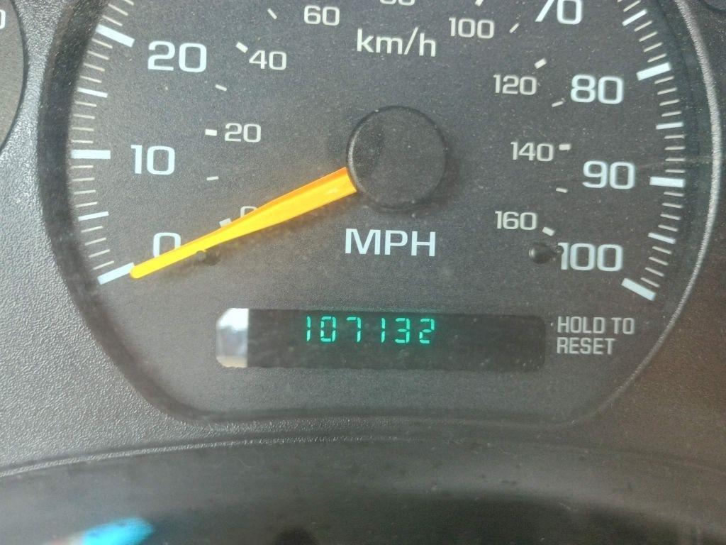 Chevrolet S-10 Reg Cab 108" WB LS 1998