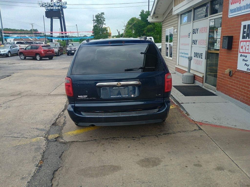 Chrysler Town & Country 4dr LWB LX FWD 2005