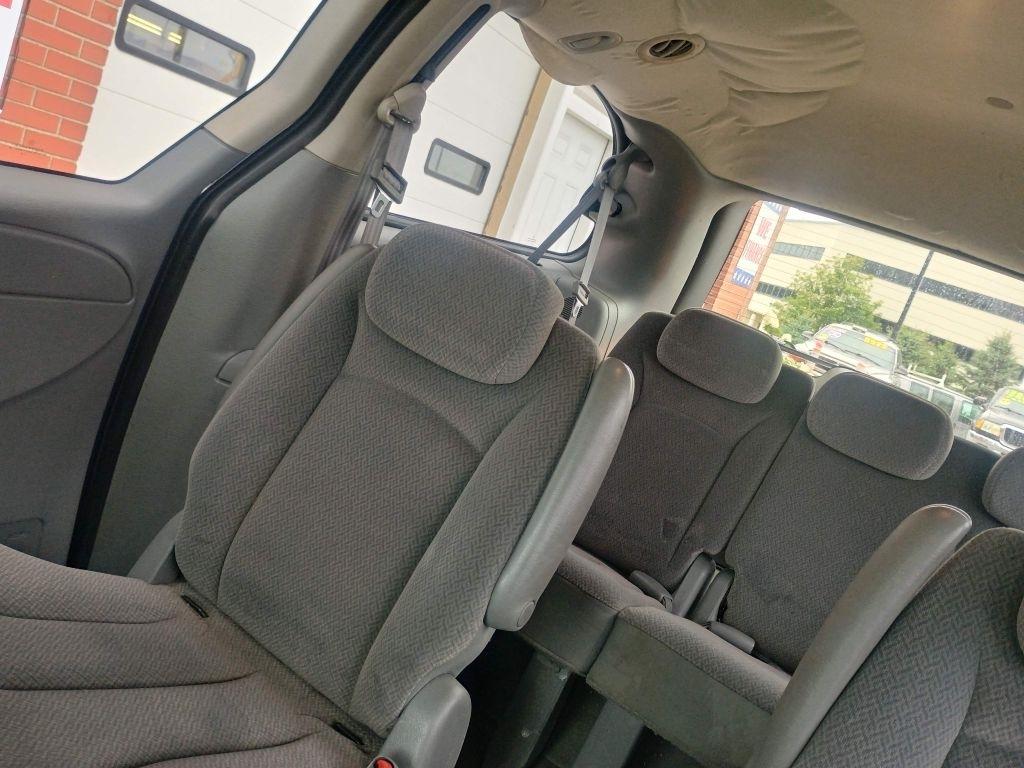 Chrysler Town & Country 4dr LWB LX FWD 2005