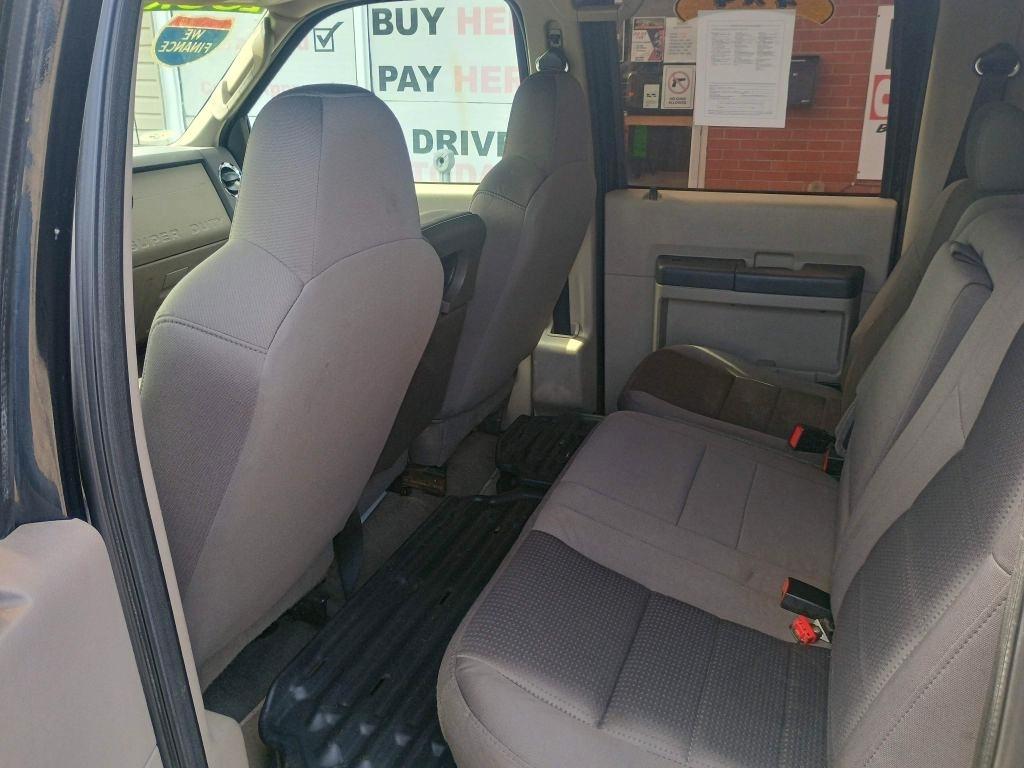 Ford Super Duty F-250 SRW 4WD Crew Cab 156" XL 2010