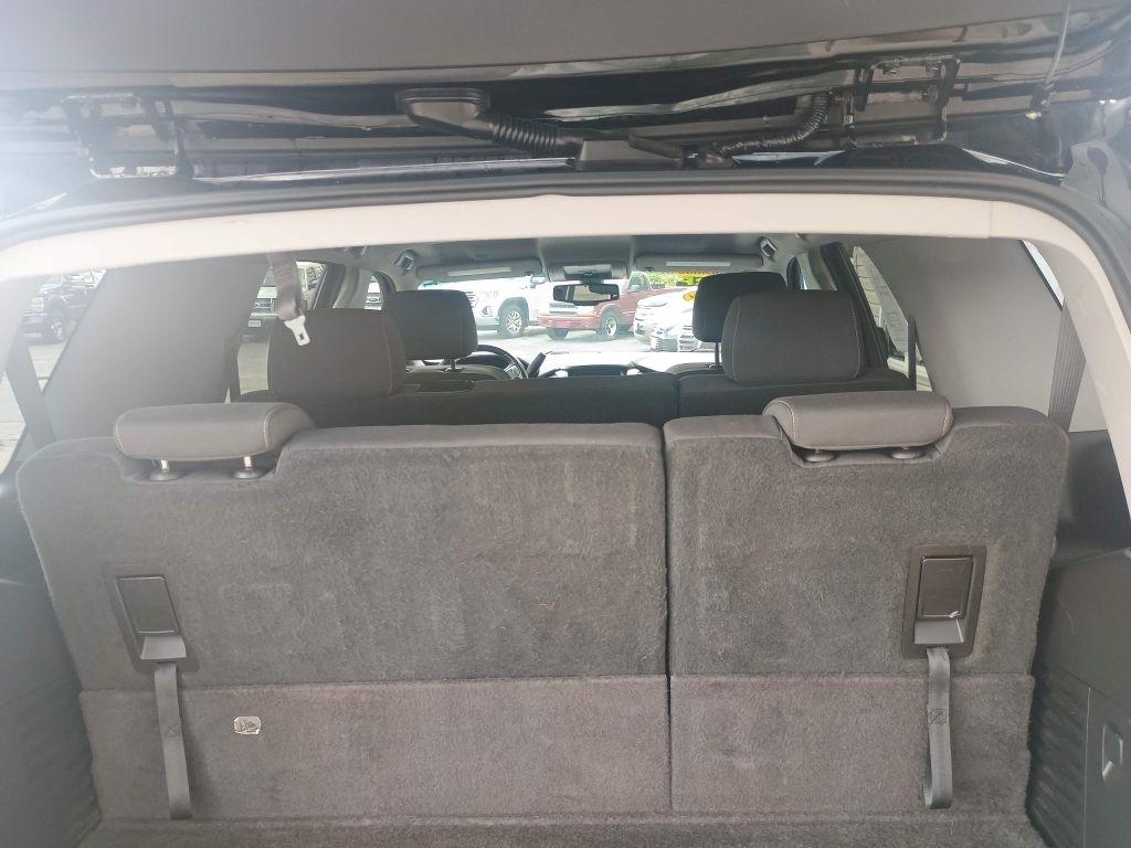 GMC Yukon 4WD 4dr SLE 2016