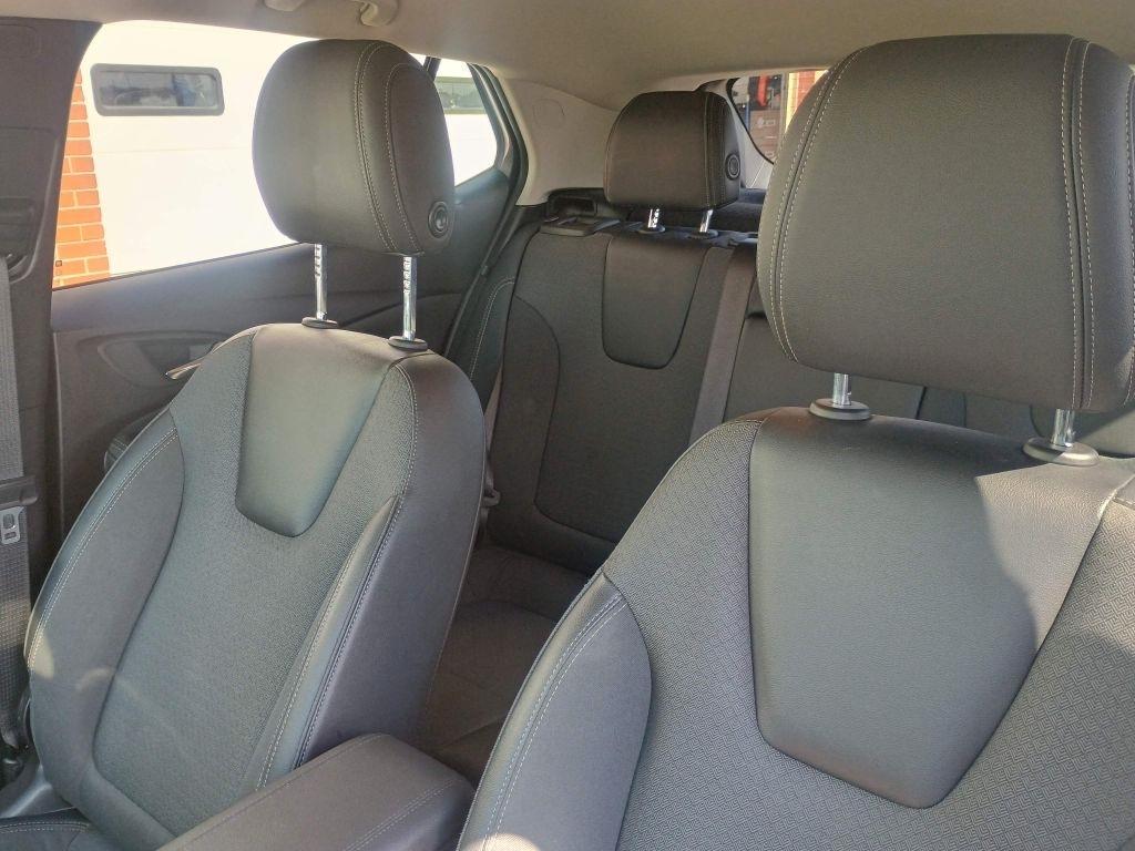 Buick Encore GX FWD 4dr Select 2023