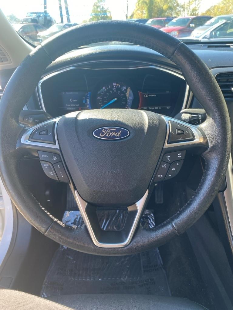 Ford Fusion Hybrid SE FWD 2017