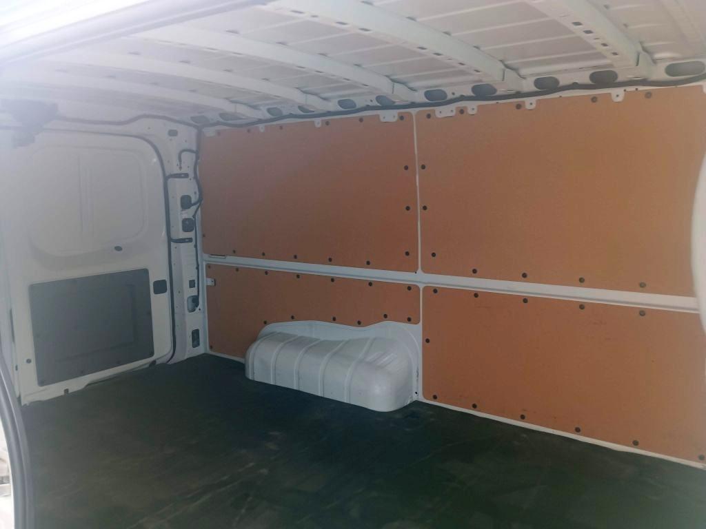 Nissan NV Cargo NV1500 Standard Roof V6 SV 2018