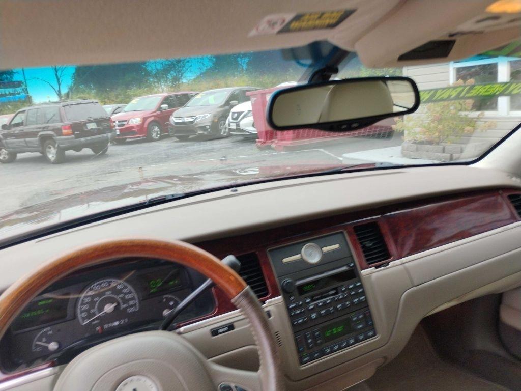 Lincoln Town Car 4dr Sdn Ultimate 2004
