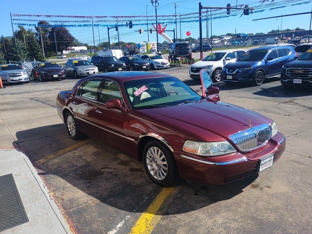 Lincoln Town Car 4dr Sdn Ultimate 2004