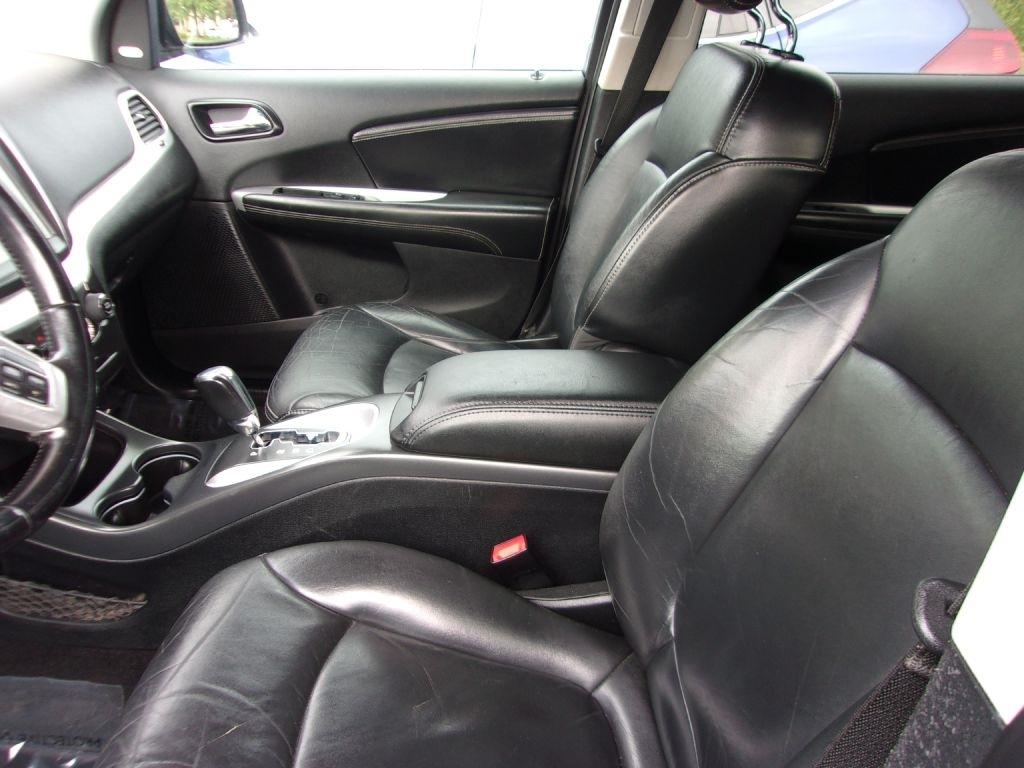 Dodge Journey FWD 4dr Crew 2012