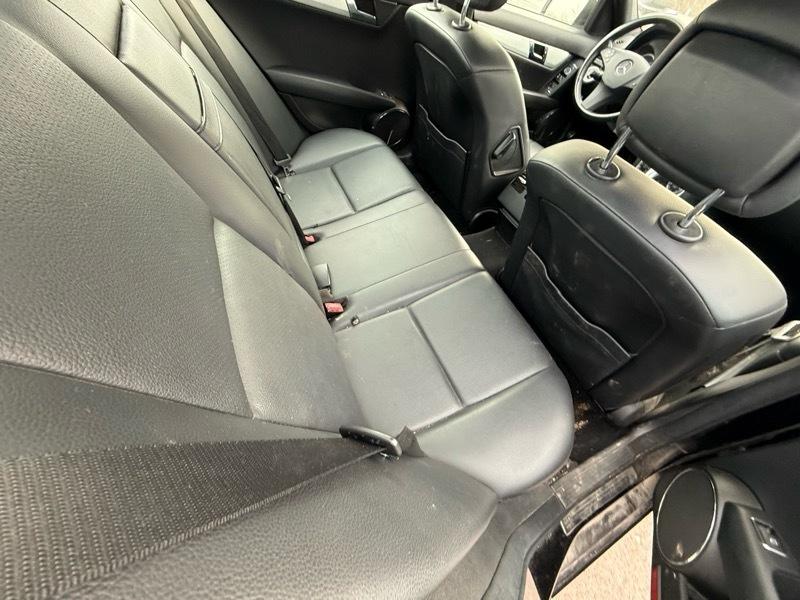 Mercedes-Benz C-Class C300 4MATIC Luxury Sedan 2010