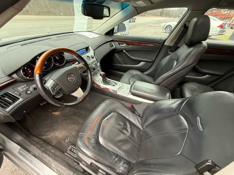 Cadillac CTS 3.0L Luxury AWD 2011