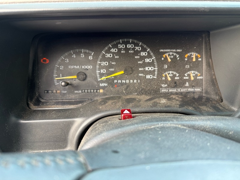 Chevrolet Tahoe 4-Door 4WD 1999