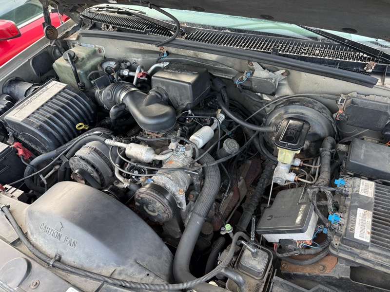 Chevrolet Tahoe 4-Door 4WD 1999