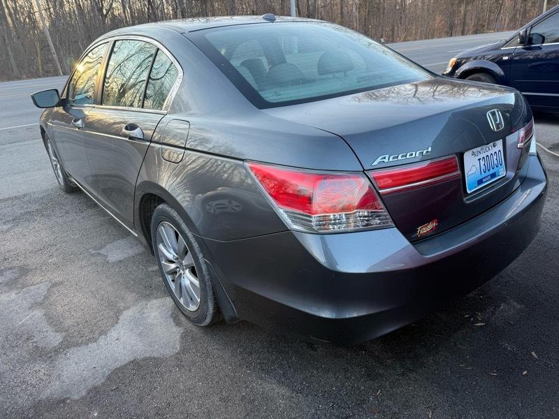 Honda Accord EX-L Sedan AT 2011