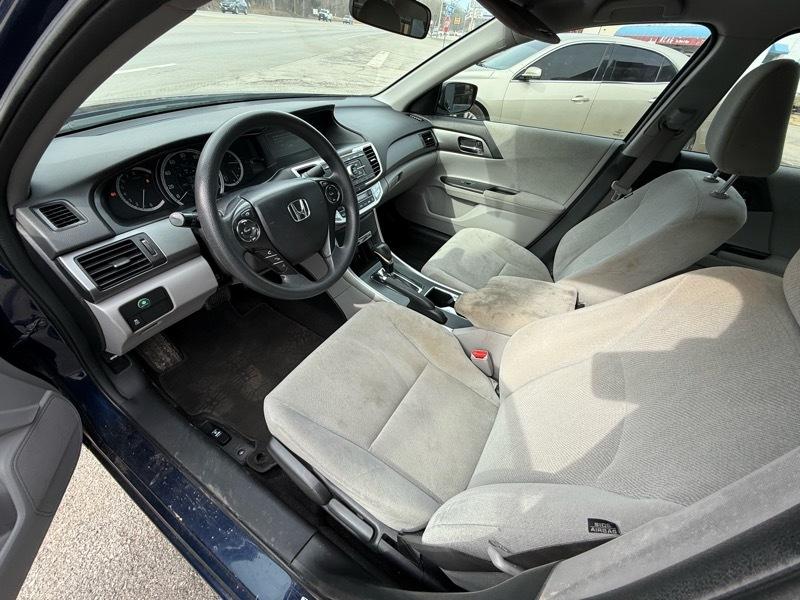 Honda Accord LX Sedan CVT 2013