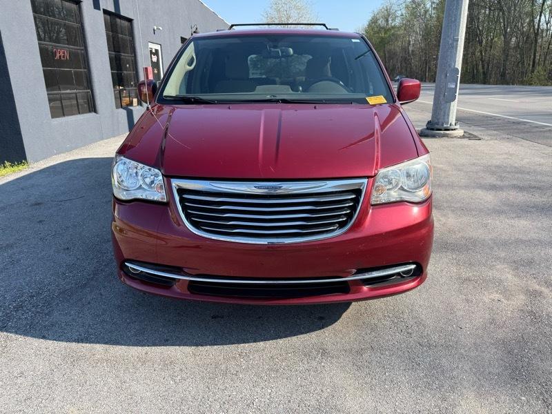 Chrysler Town & Country Touring 2012