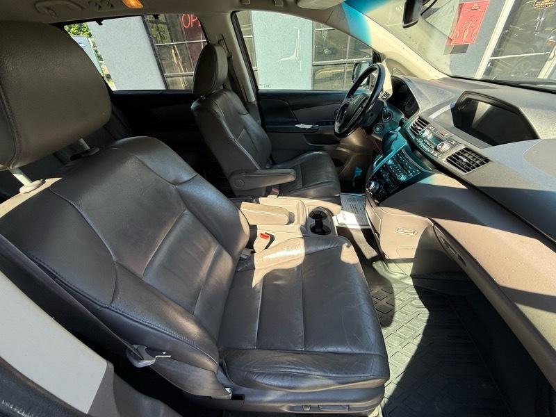 Honda Odyssey Touring 2011