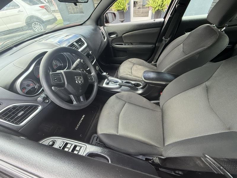 Dodge Avenger Base 2012
