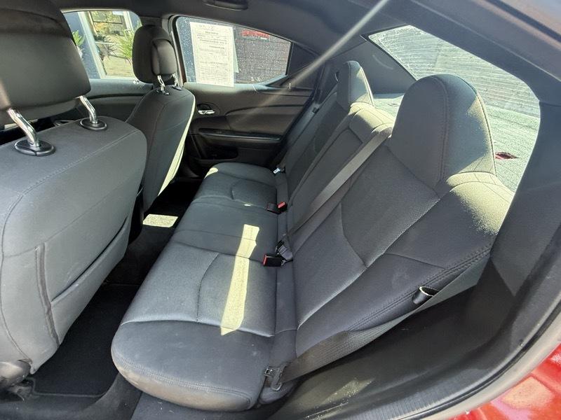 Dodge Avenger Base 2012