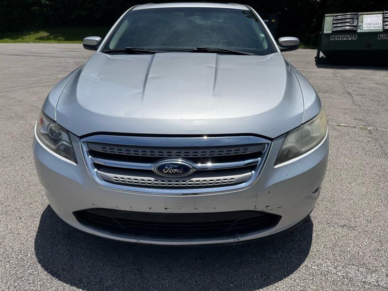 Ford Taurus SEL FWD 2012