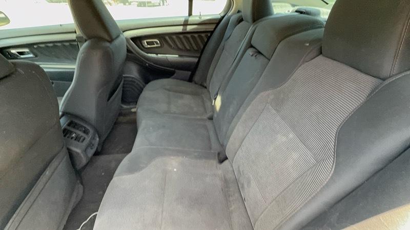 Ford Taurus SEL FWD 2012