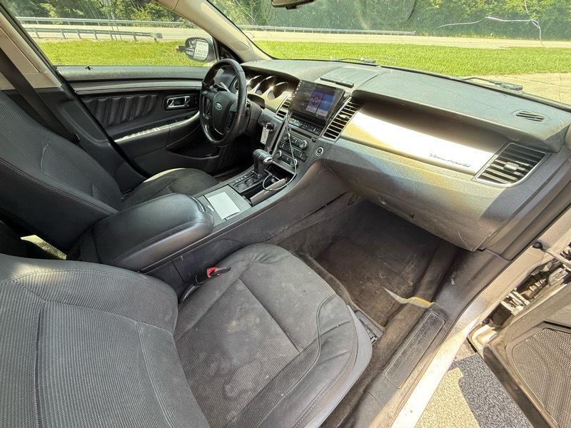 Ford Taurus SEL FWD 2012