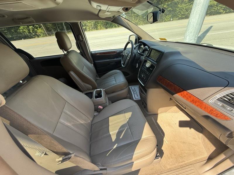 Chrysler Town & Country Touring 2016