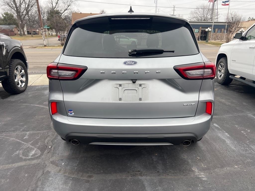 Ford Escape  2023