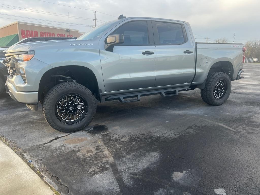 Chevrolet Silverado 1500  2023