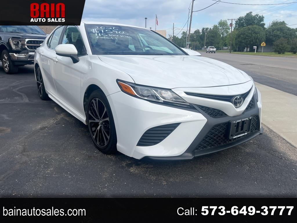 2020 Toyota Camry SE