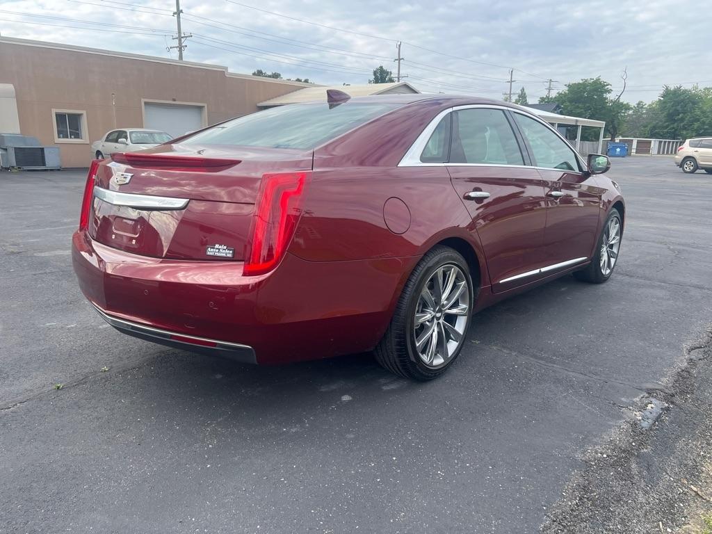 Cadillac XTS Base 2017