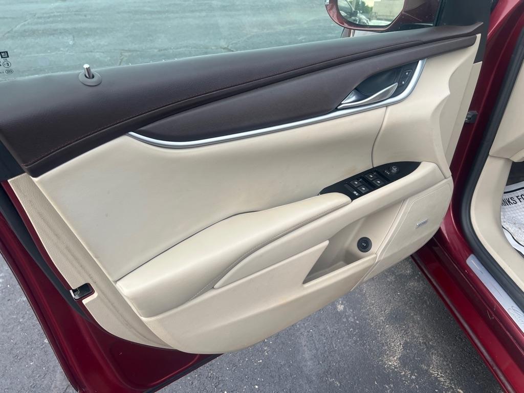 Cadillac XTS Base 2017