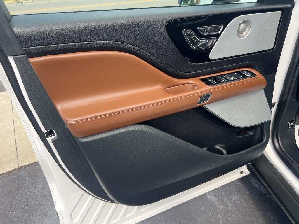 Lincoln Aviator Reserve AWD 2023