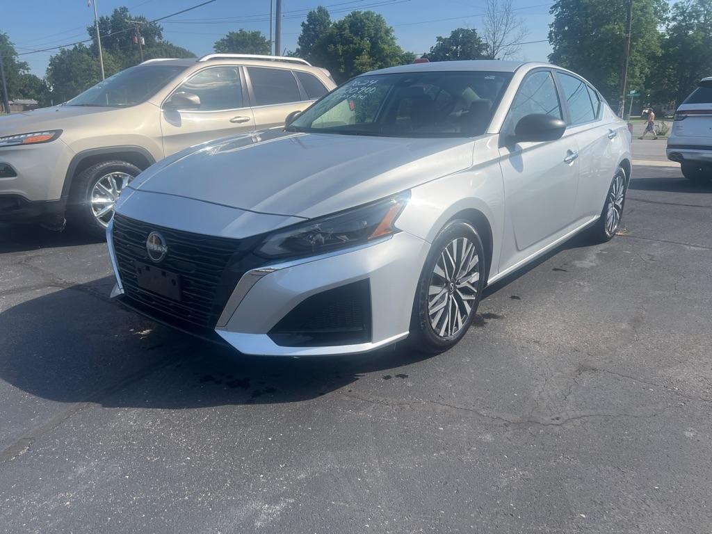 Nissan Altima 2.5 SV 2024