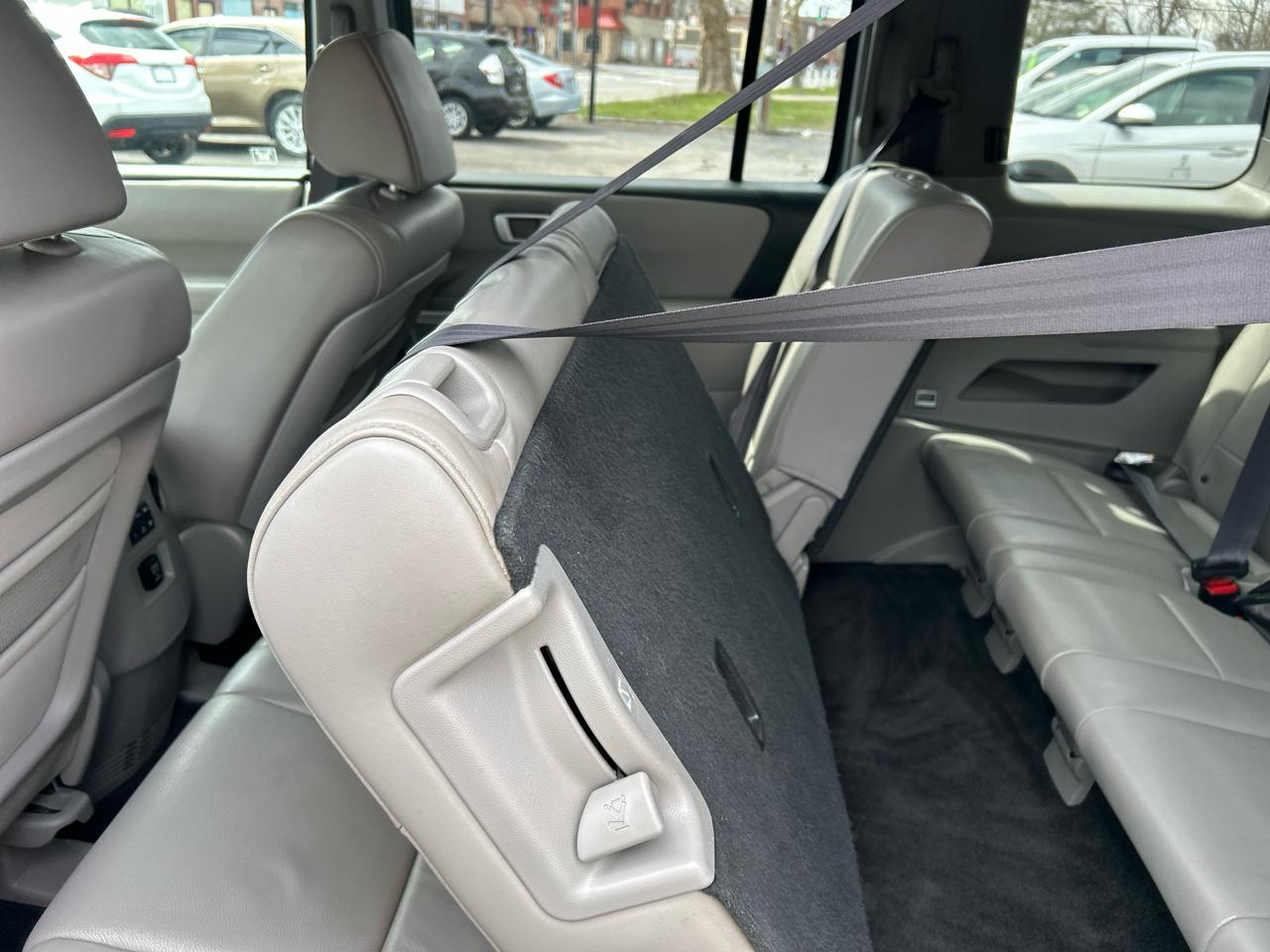 Honda Pilot 4WD EX-L AT 2011